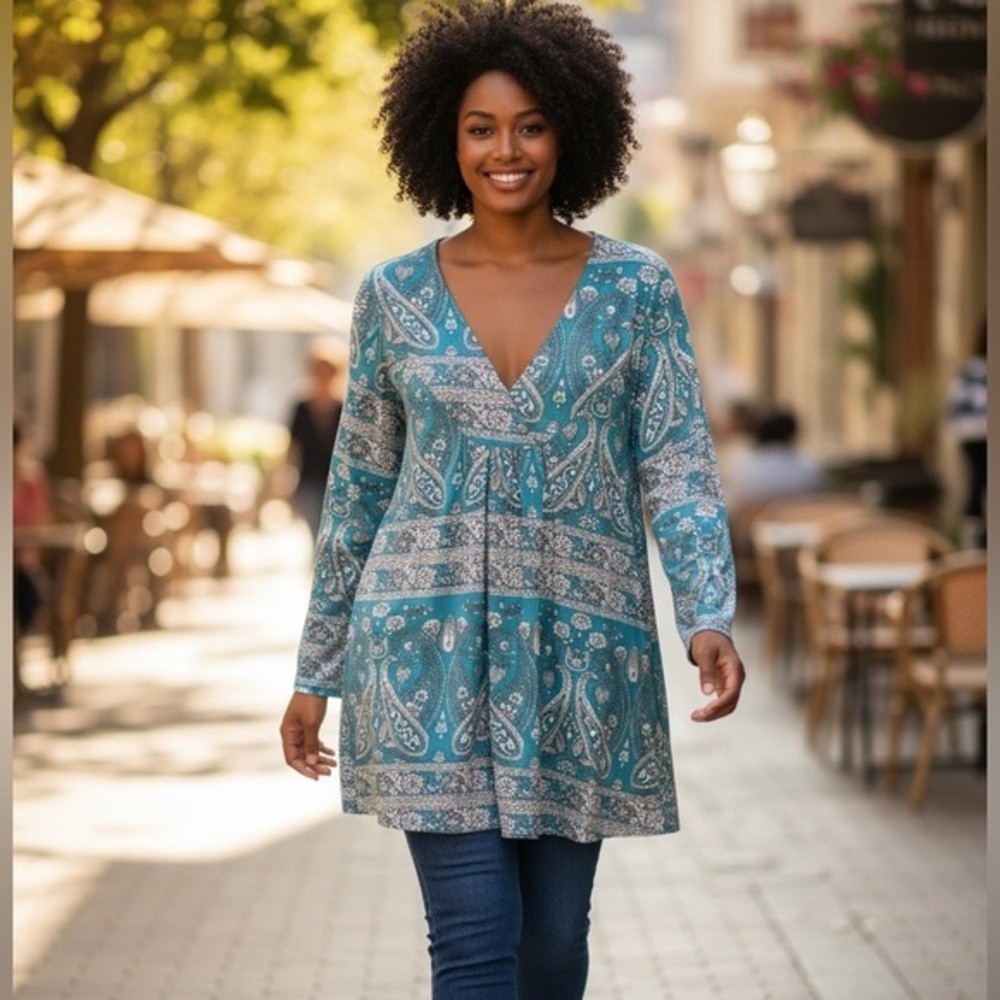 Plus size BoHo printed baby doll long teal blue top in size XXLg